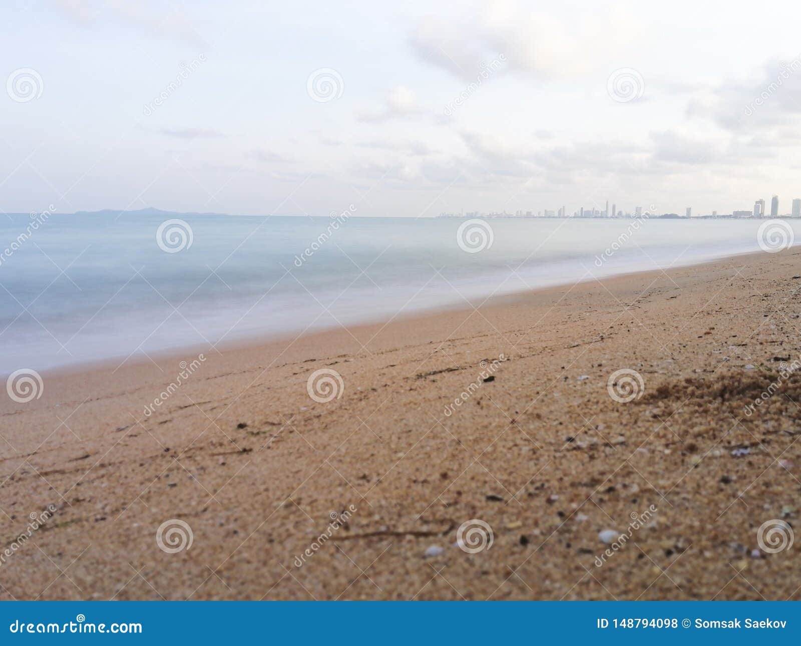 theÃ¢â¬â¹ beachÃ¢â¬â¹ inÃ¢â¬â¹ rainy sesion